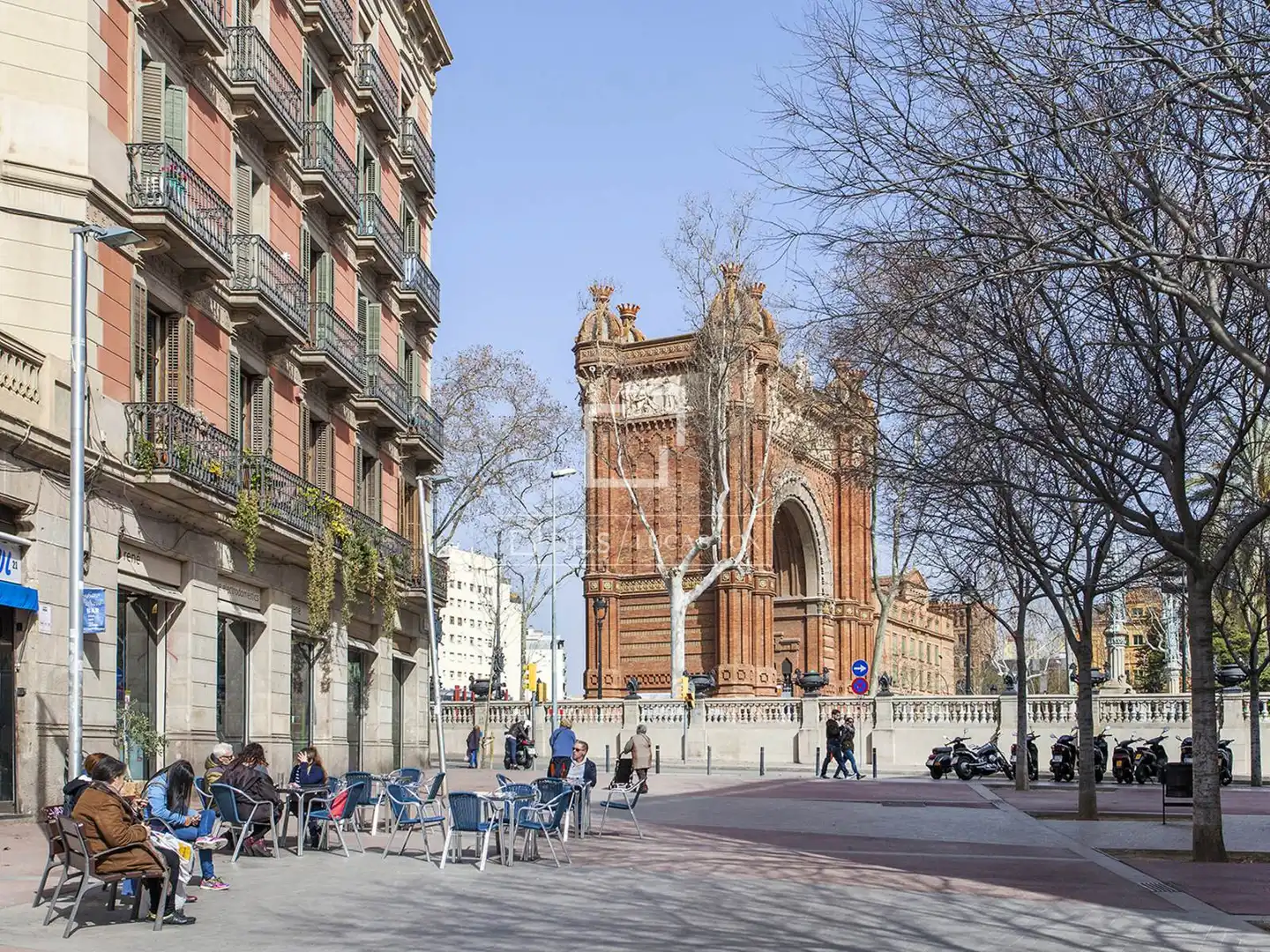Vista exterior de Piso en venta en Barcelona con Aire acondicionado, Calefacción y Parquet