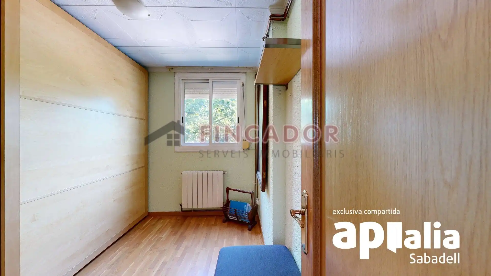 Habitación de Piso en venta en Badia del Vallès con Aire acondicionado, Calefacción y Parquet
