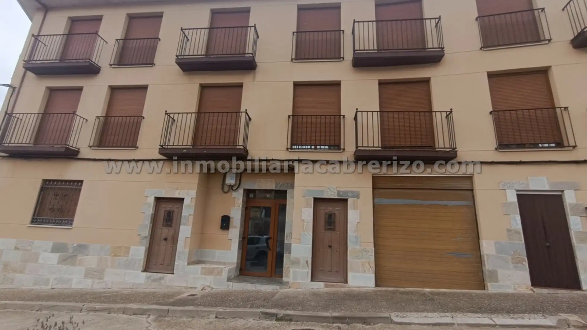 Vista exterior de Piso en venta en Clavijo con Calefacción, Parquet y Trastero