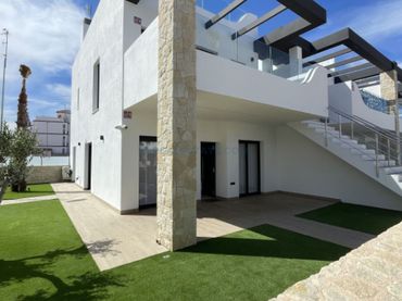 Apartament amb piscina en venda a Orihuela Costa