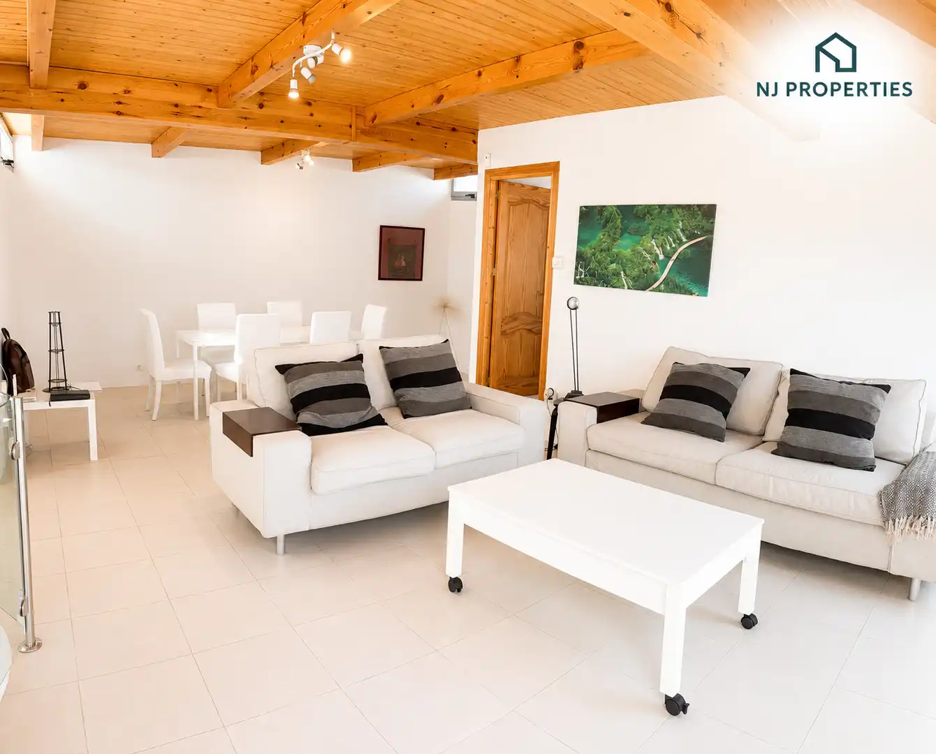 Sala de estar de Ático en venta en Fuengirola con Aire acondicionado, Terraza y Amueblado