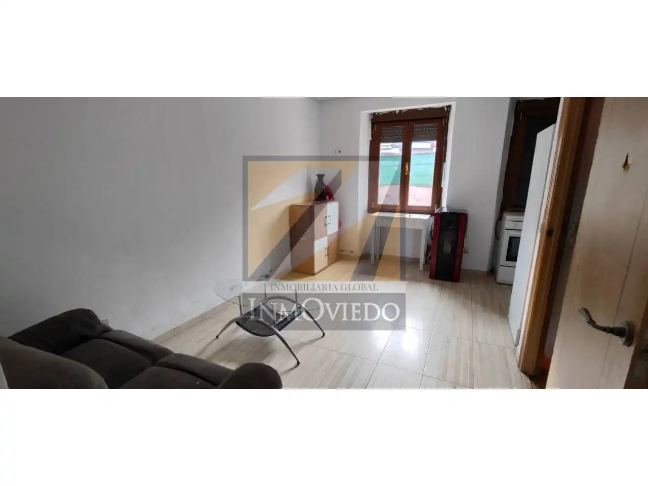 Sala de estar de Casa o chalet en venta en Oviedo  con Calefacción, Terraza y Alarma