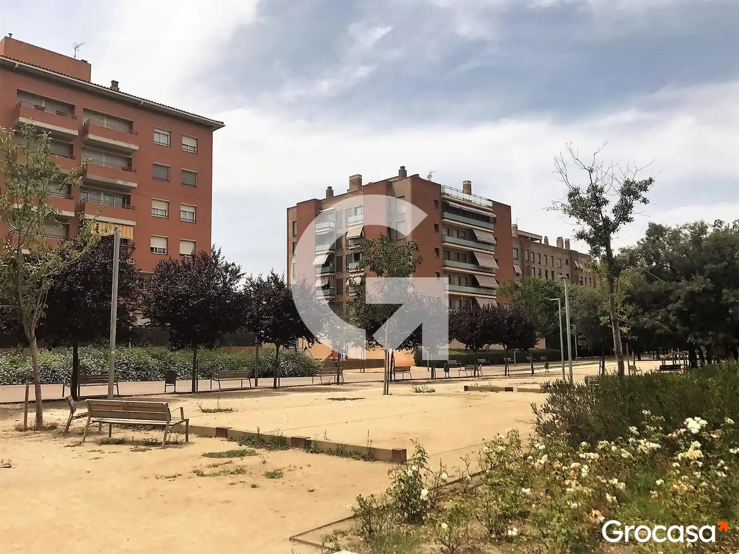 Vista exterior de Pis en venda en Sant Feliu de Llobregat amb Aire condicionat, Calefacció i Moblat