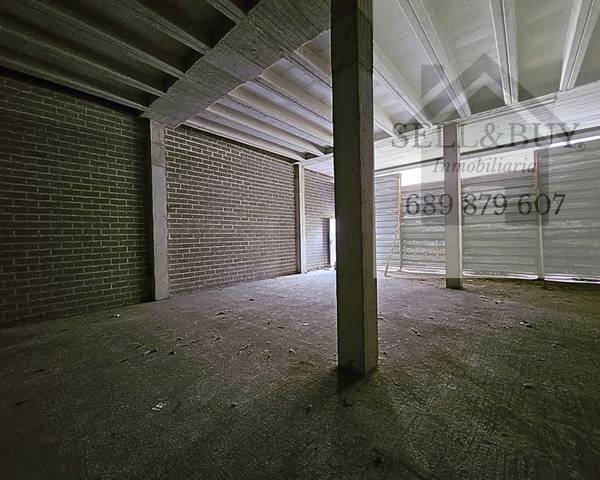 Local comercial en Alquiler en Revilla