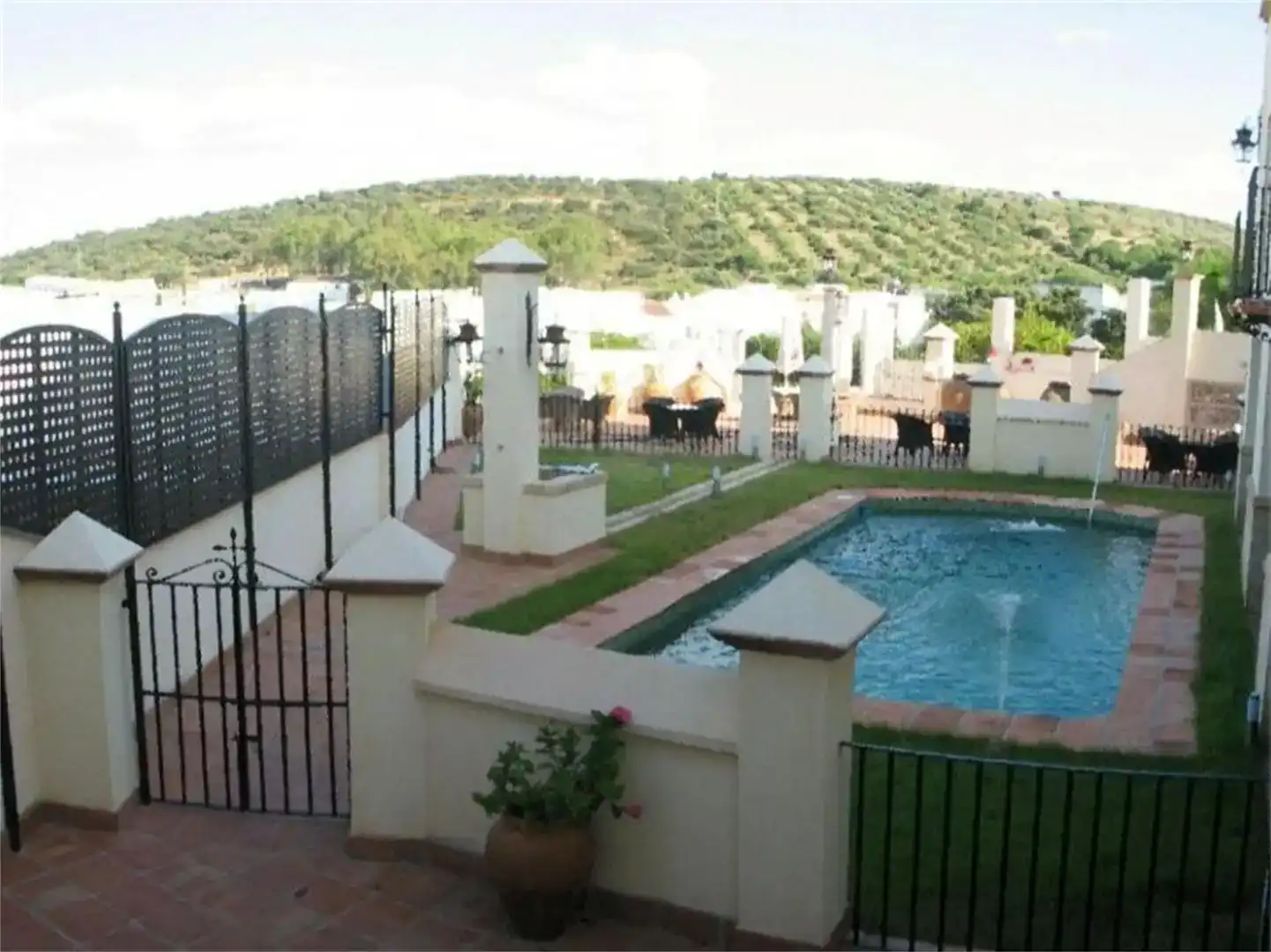 Terraza de Local en venta en Castilblanco de los Arroyos con Aire acondicionado, Parquet y Amueblado