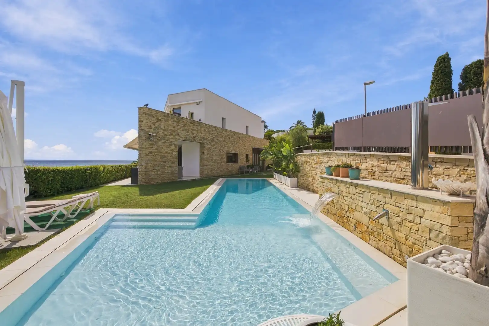 Casa con piscina in vendita a Urbanitzacions, imagen 2