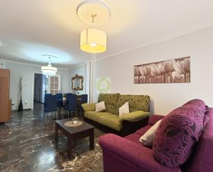 Living room of Flat to share in  Granada Capital  with Furnished