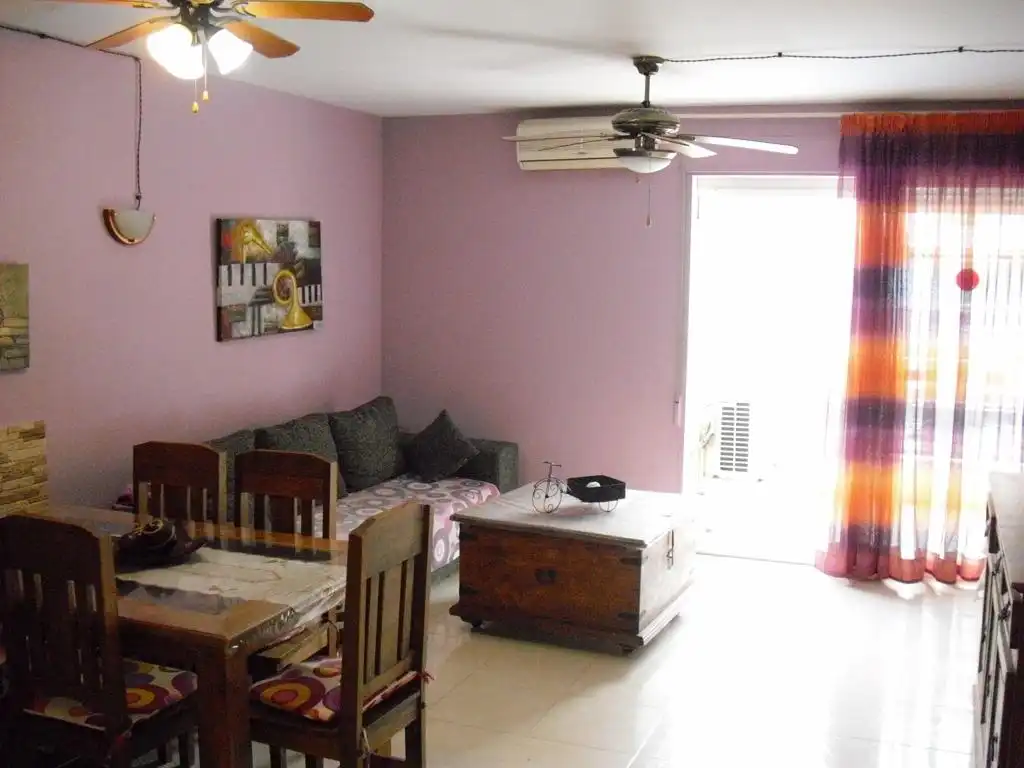 Piso en venta en La Pineda