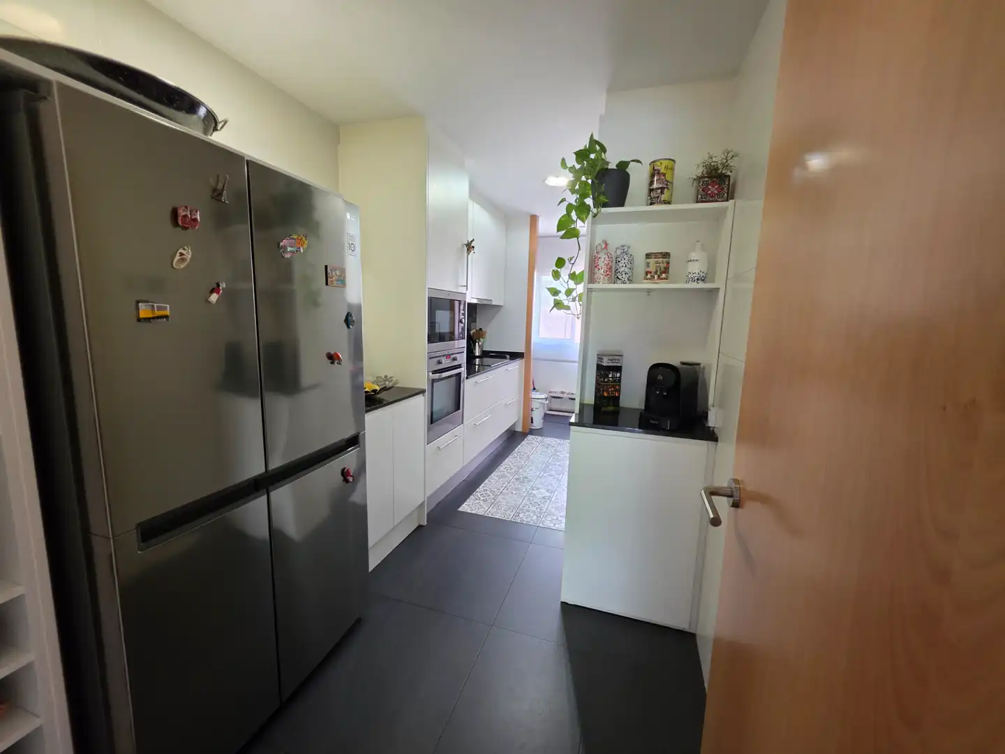 Cocina de Piso en venta en Barcelona con Aire acondicionado, Calefacción y Jardín privado