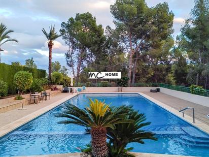 Schwimmbecken von Wohnungen zum verkauf in La Nucia mit Klimaanlage, Privatgarten und Terrasse