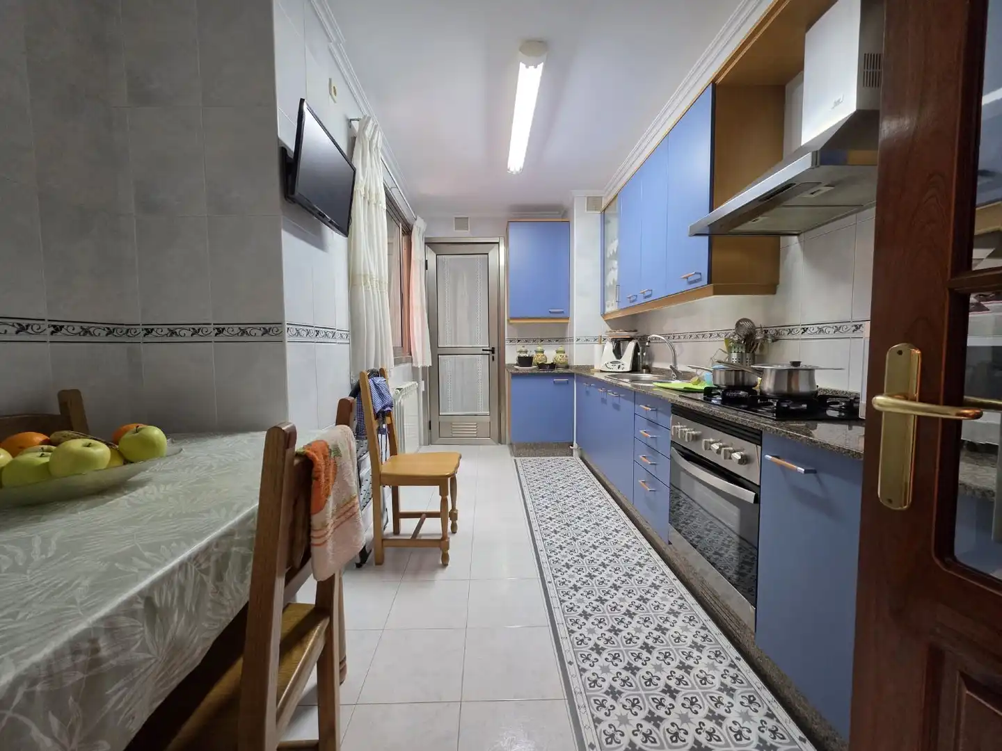 Cocina de Piso en venta en A Coruña Capital  con Calefacción y Trastero