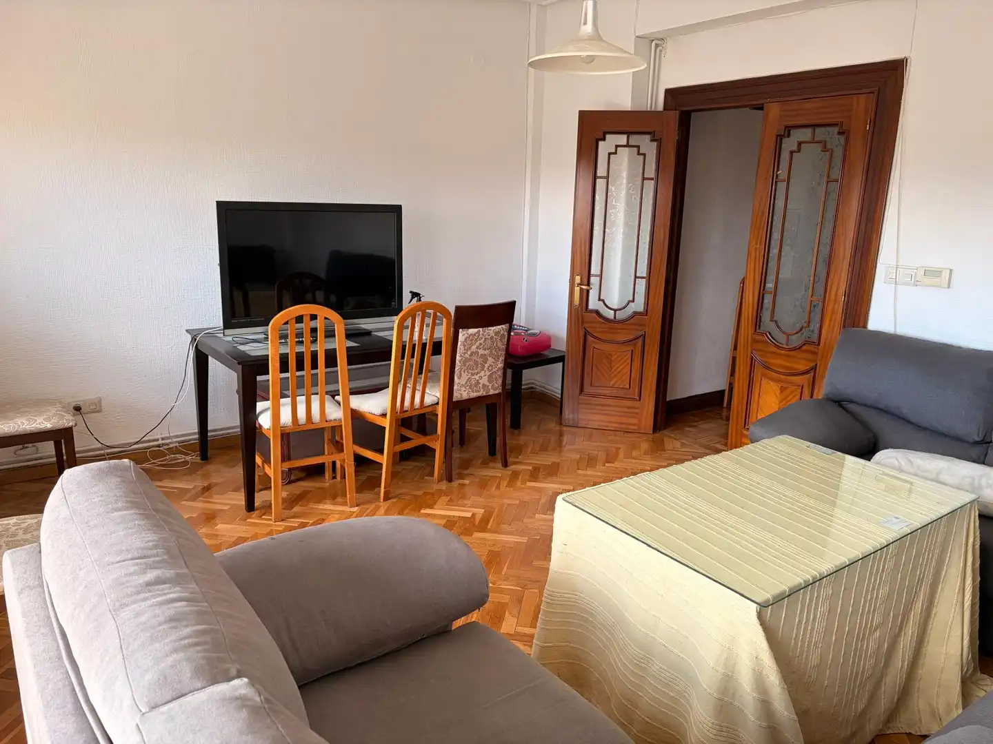 Living room of Flat for rent in Cáceres  with Heating, Terrace and Furnished