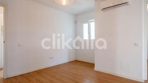 Foto 4 de Pis de lloguer a Caballería Española, Madrid