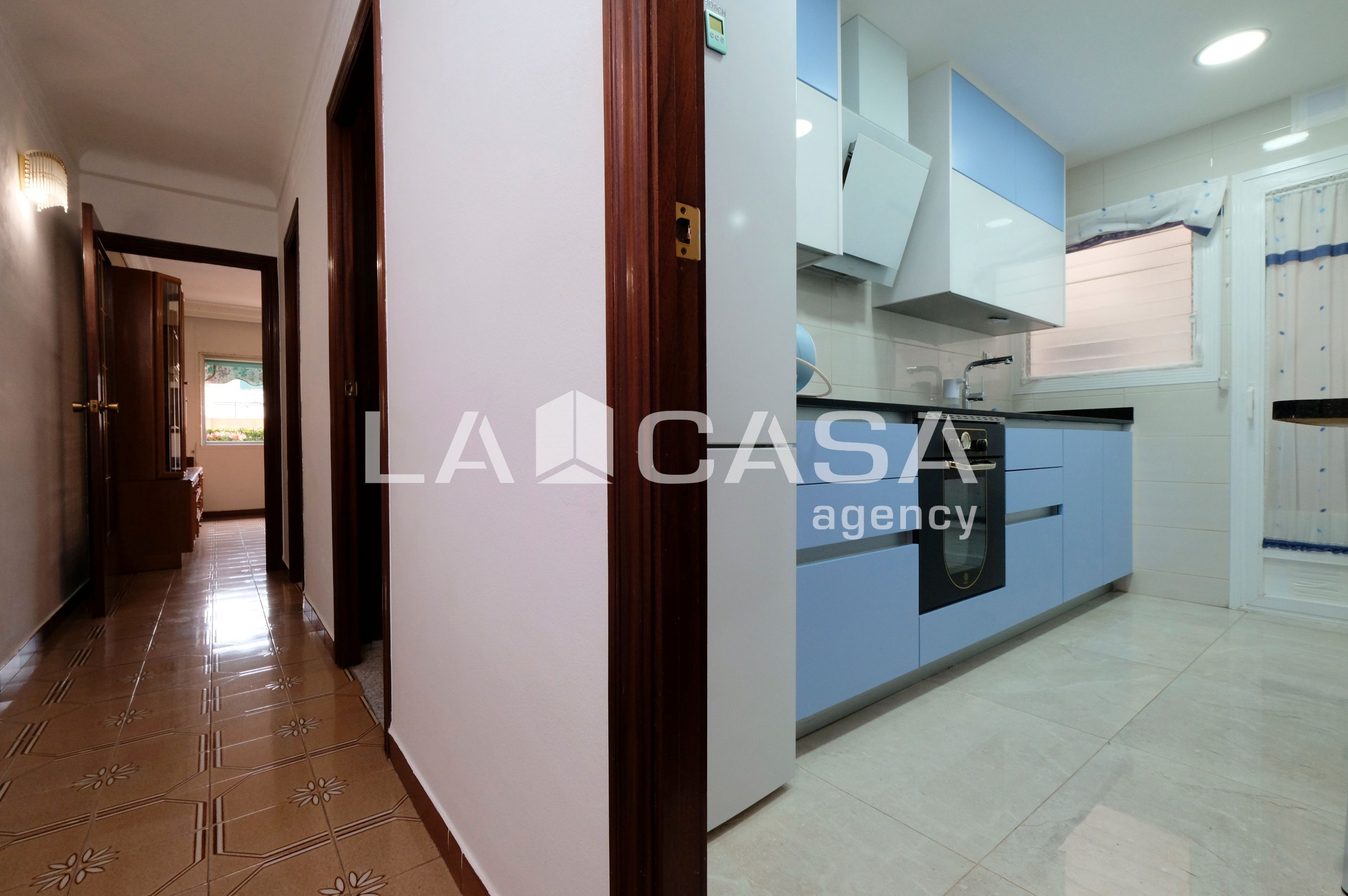 Piso en venta en La Prosperitat, Nou Barris,  Barcelona Capital
