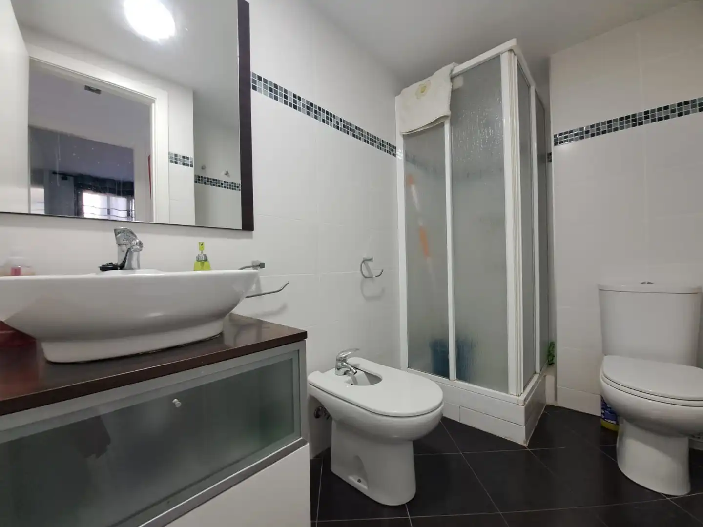 Bany de Apartament en venda en Moncofa amb Aire condicionat, Terrassa i Moblat