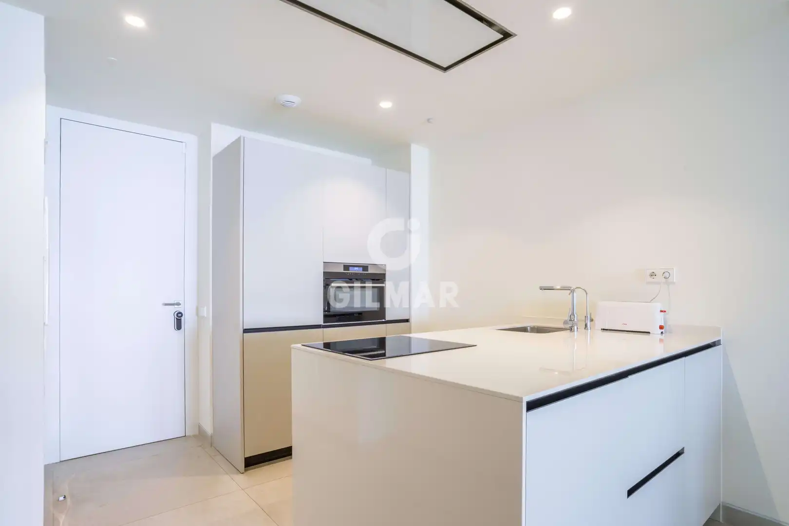 Apartament amb terrassa en venda a Estepona Pueblo, imagen 8