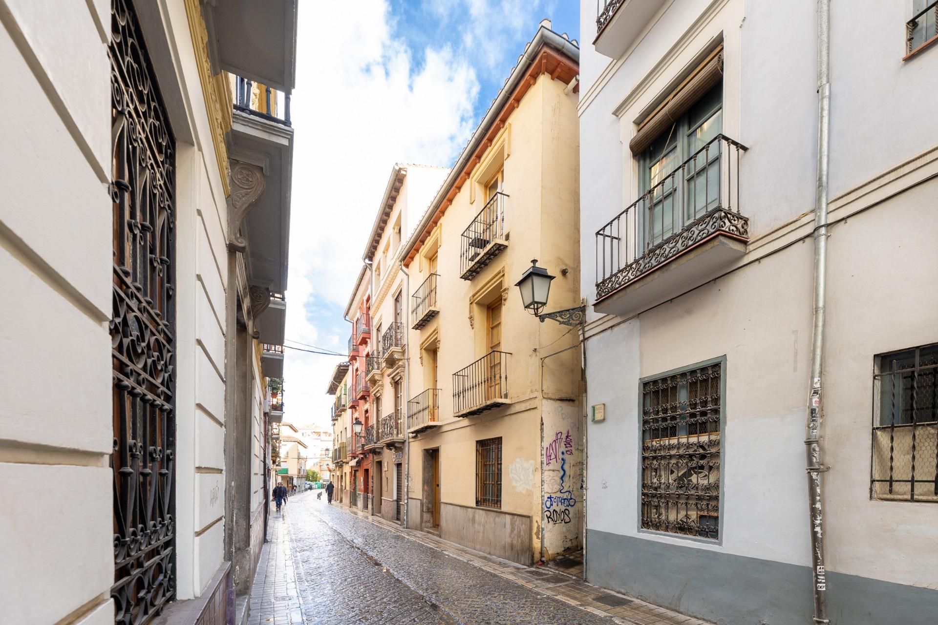 Exterior view of Apartment for sale in  Granada Capital  with Heating