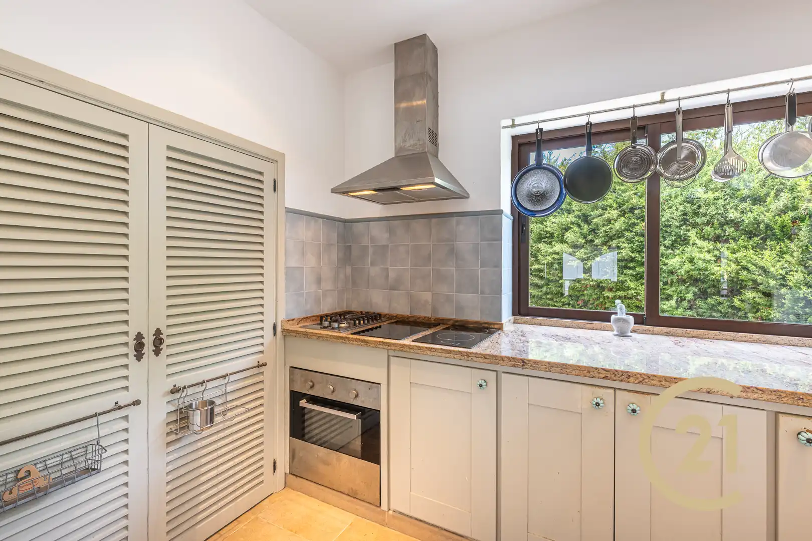 Cocina de Casa o chalet en venta en Sotogrande con Aire acondicionado, Jardín privado y Terraza