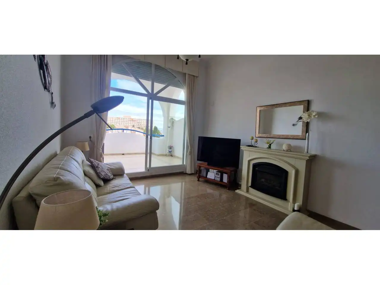 Sala de estar de Ático en venta en Benalmádena con Aire acondicionado, Calefacción y Terraza