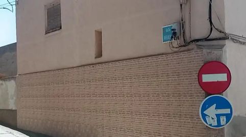 Foto 2 de Casa adosada en venta en Calle Navarra, 52, Gallur, Zaragoza