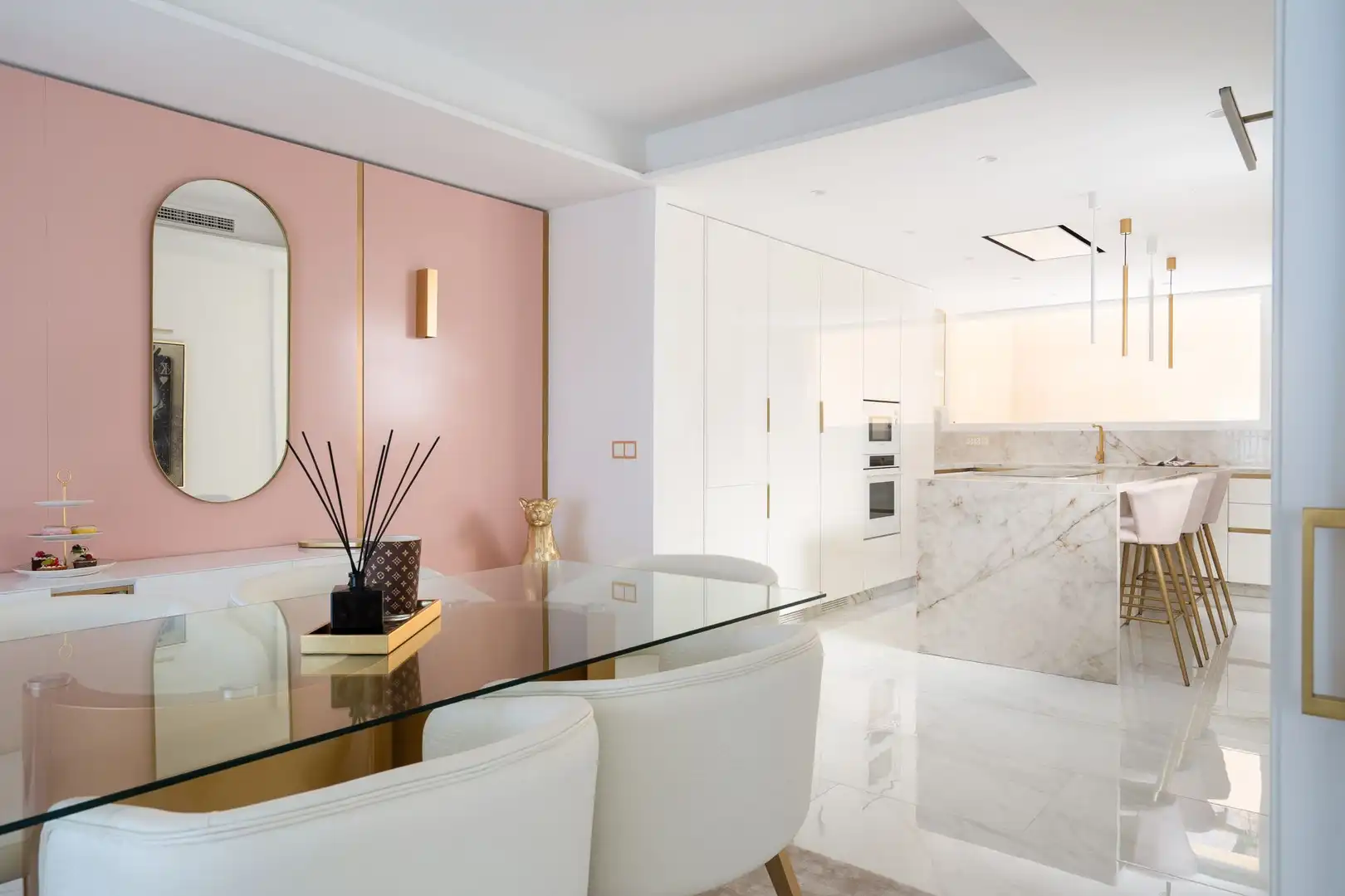 Casa adosada en venta en La Mairena