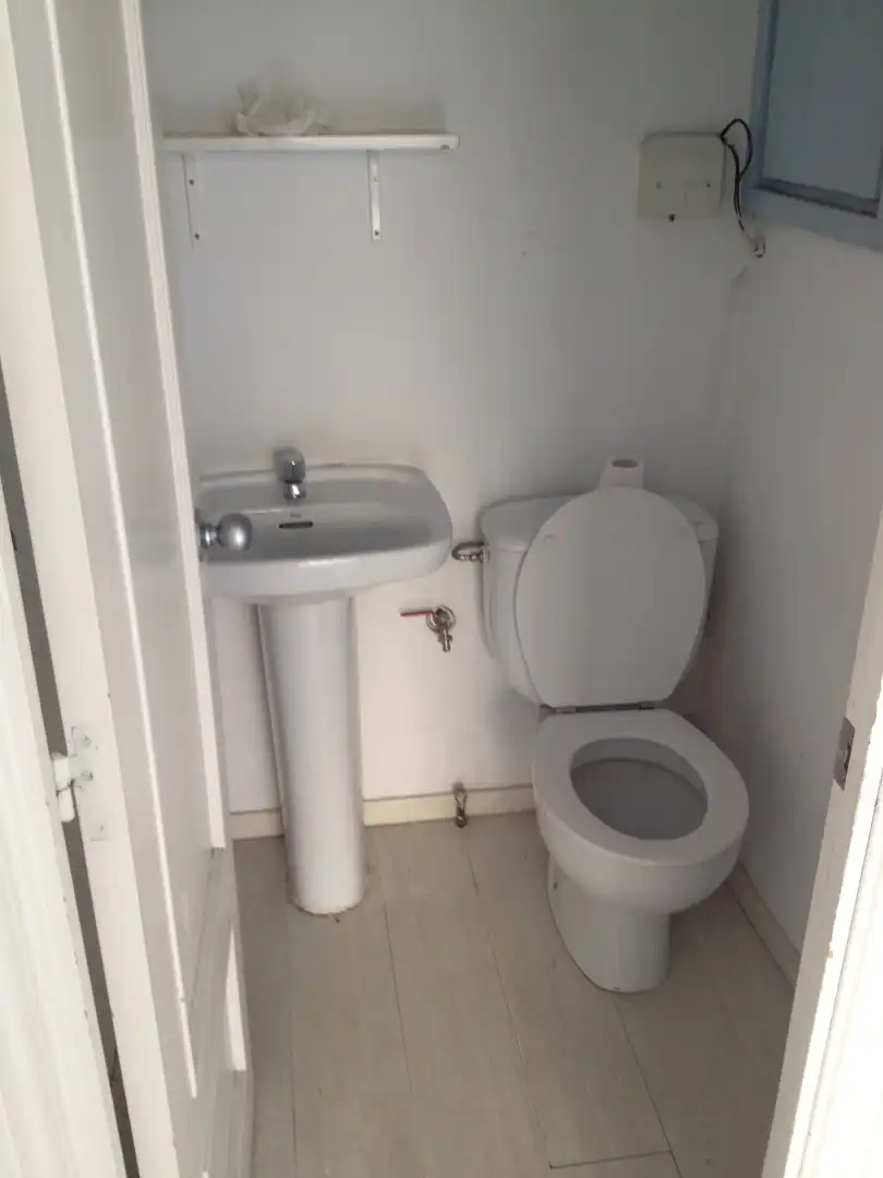 Bany de Local de lloguer en Barcelona