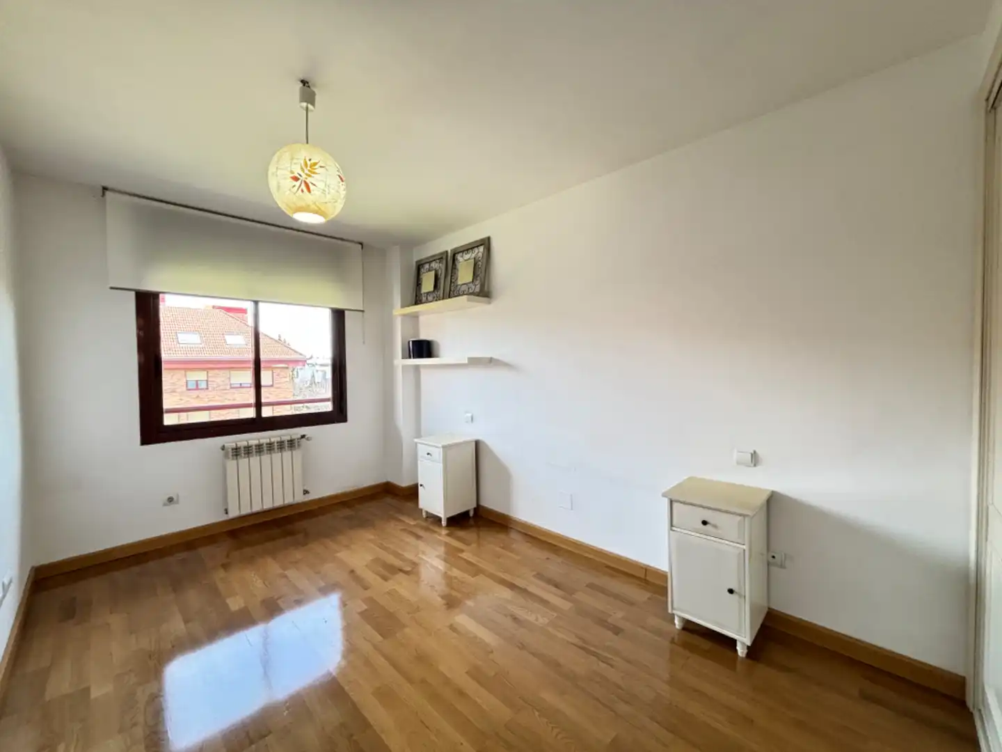 Schlafzimmer von Wohnung zum Verkauf in Majadahonda mit Klimaanlage, Heizung und Privatgarten