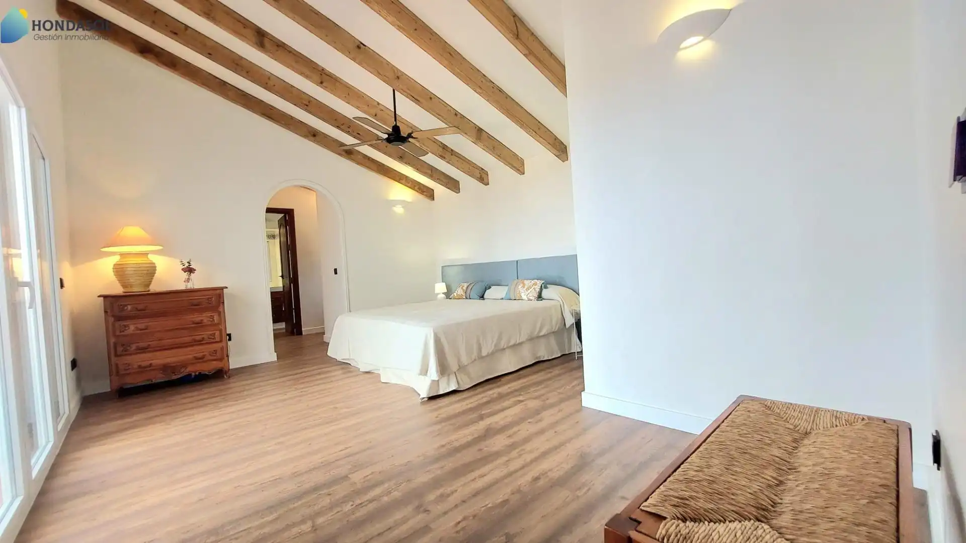 Dormitori de Casa o xalet en venda en Cartagena amb Aire condicionat, Jardí privat i Terrassa