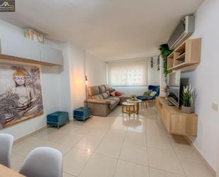 Living room of Flat for sale in Mataró  with Terrace and Balcony