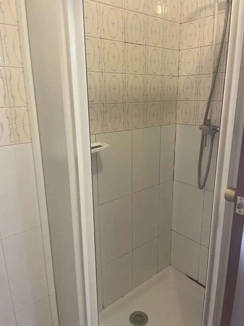 Bathroom of Flat for sale in Santiago de Compostela 