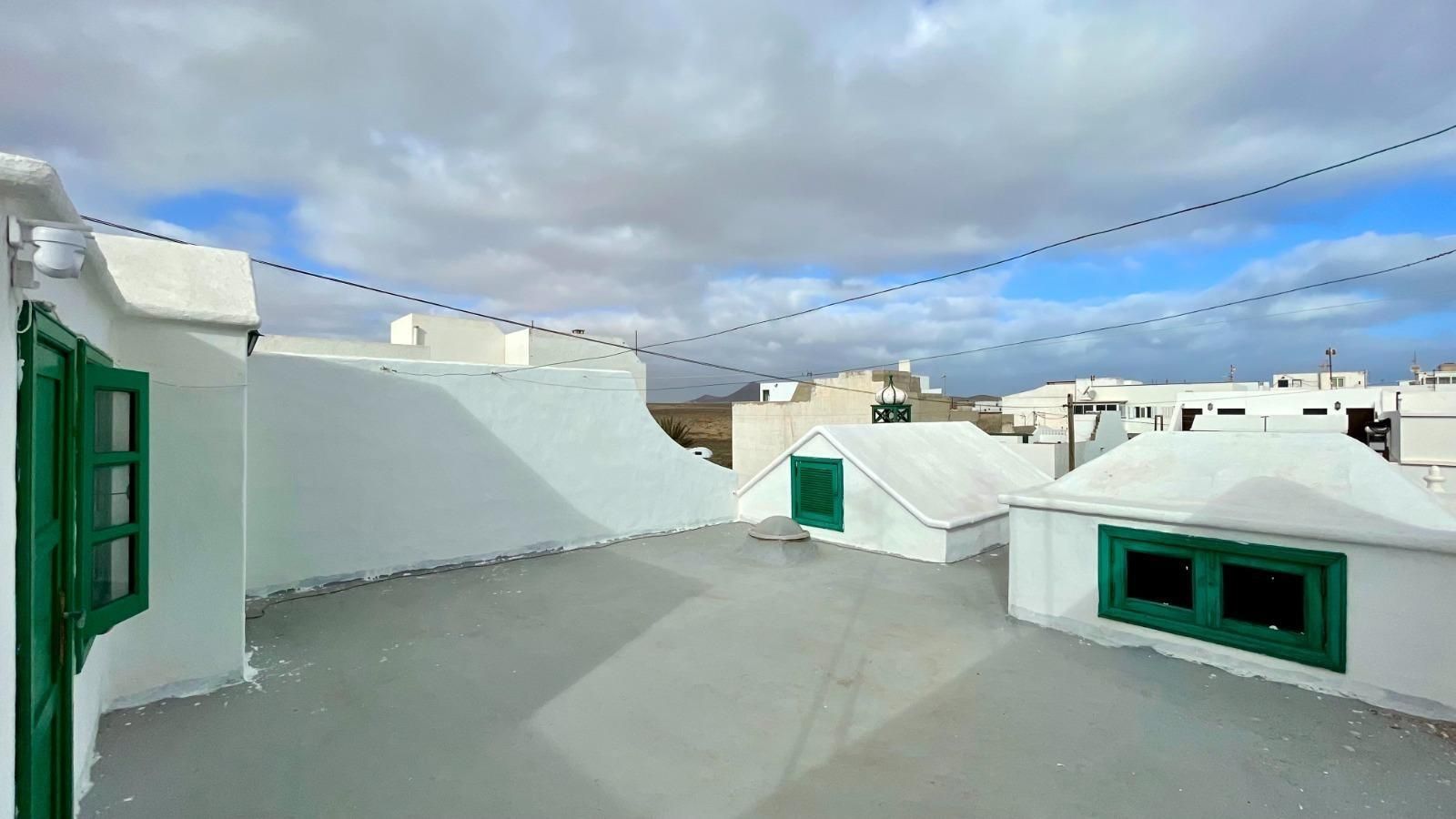 Vista exterior de Casa o xalet en venda en Teguise amb Terrassa