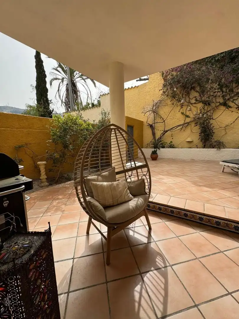 Terrassa de Casa o xalet en venda en L'Alfàs del Pi amb Aire condicionat, Jardí privat i Terrassa