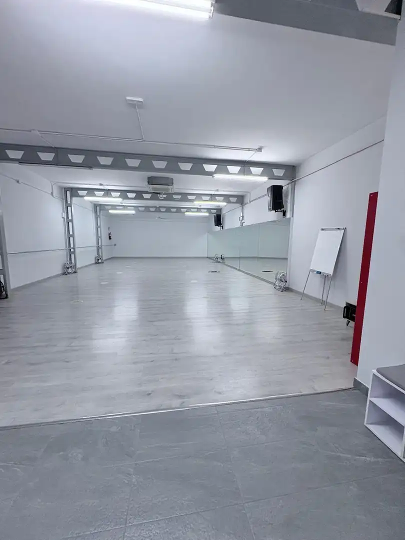Business premises to rent in Petrer