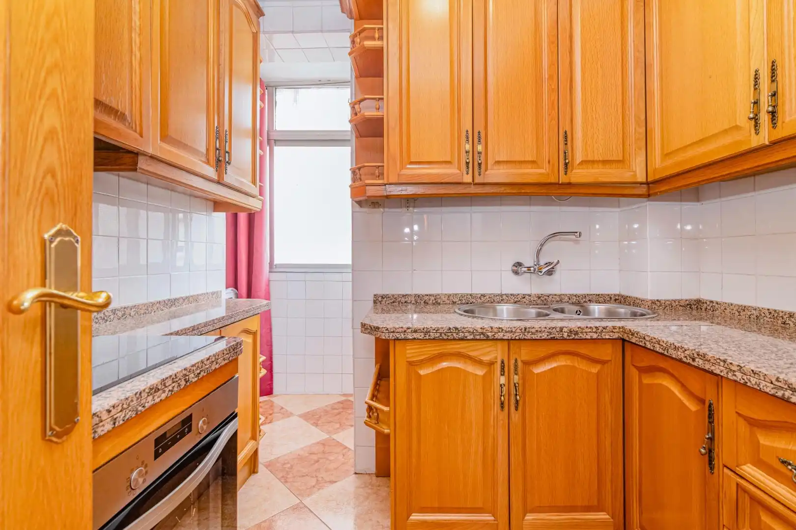 Kitchen of Flat for rent in Granada  with Furnished