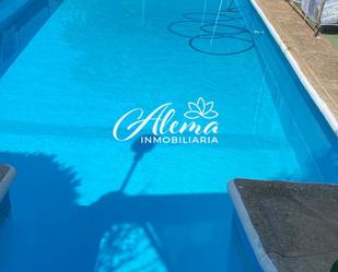 Swimming pool of House or chalet for sale in Baena  with Air Conditioner, Terrace and Swimming Pool