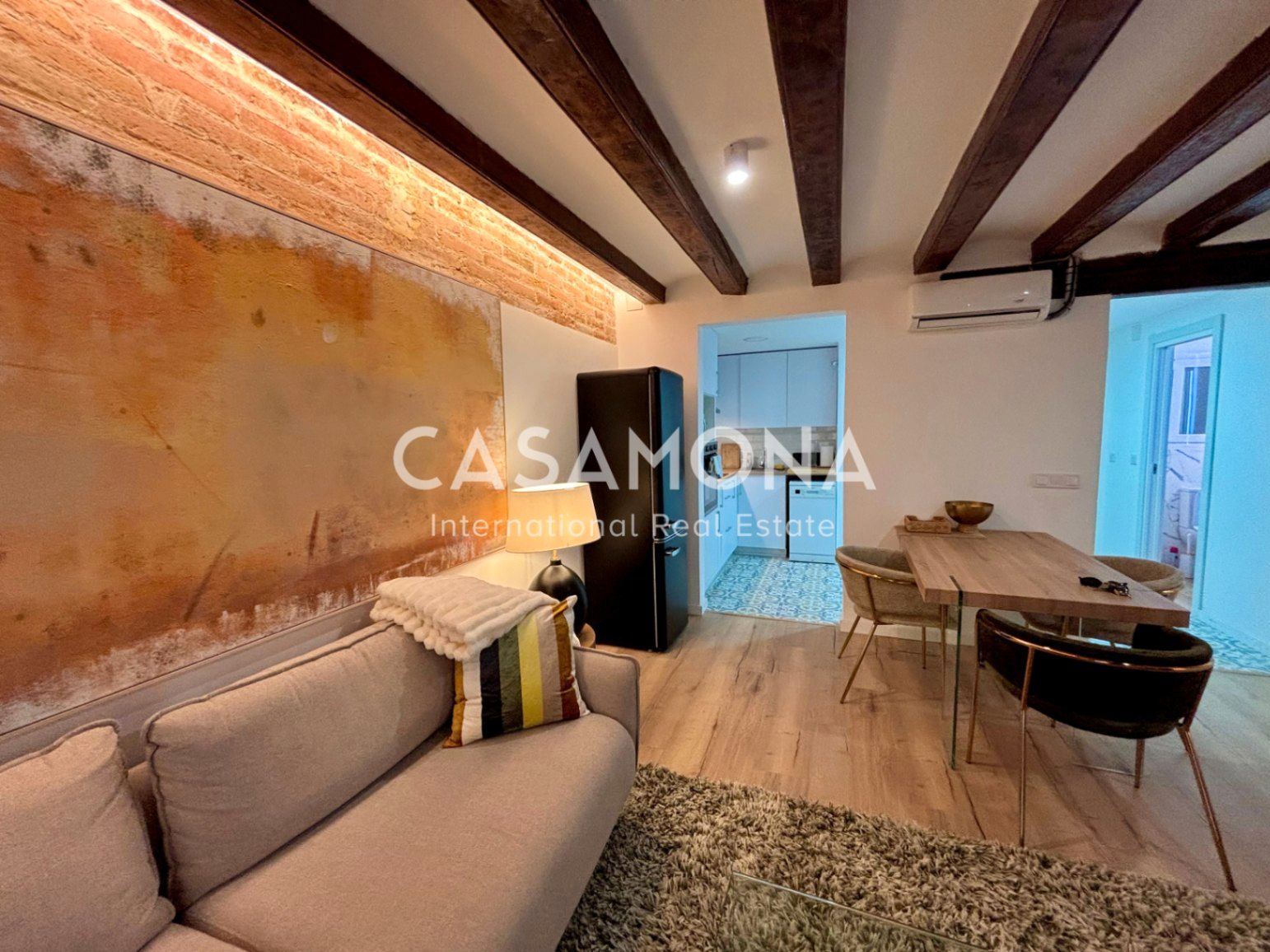 Vista exterior de Apartament de lloguer en  Barcelona Capital amb Aire condicionat, Calefacció i Moblat