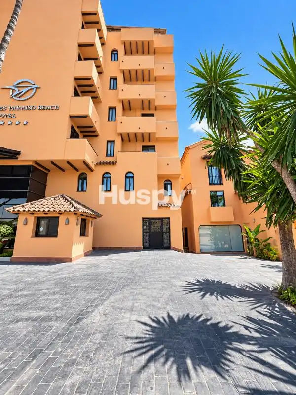 Büro zum Verkauf in Estepona, Málaga