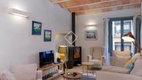 Sala d'estar de Casa o xalet en venda en Girona Capital amb Aire condicionat, Calefacció i Traster