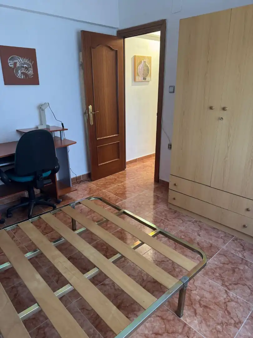 Bedroom of Flat for rent in Granada  with Air Conditioner, Terrace and Furnished