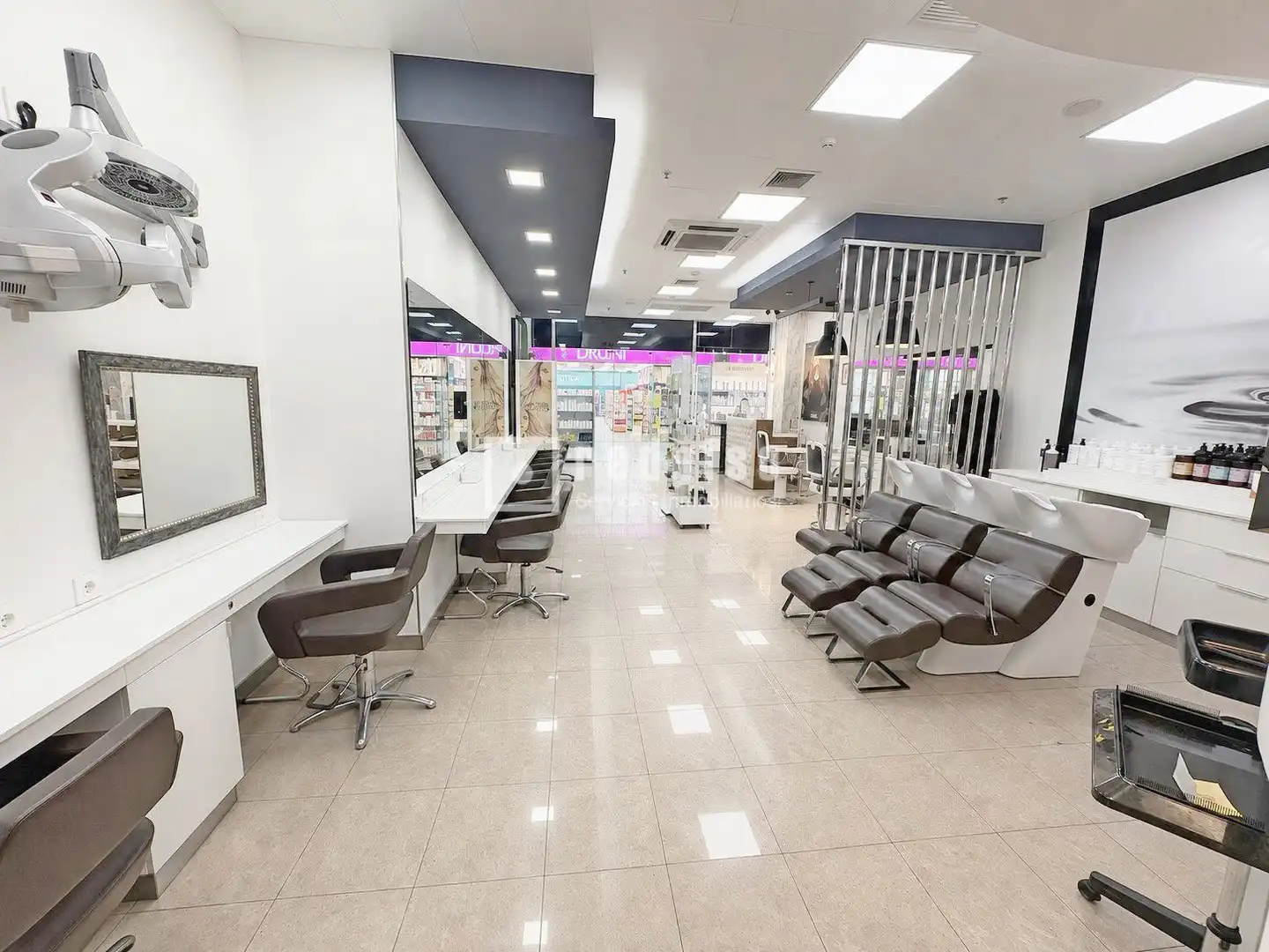 Local comercial en venta en Casco Urbano, imagen 4