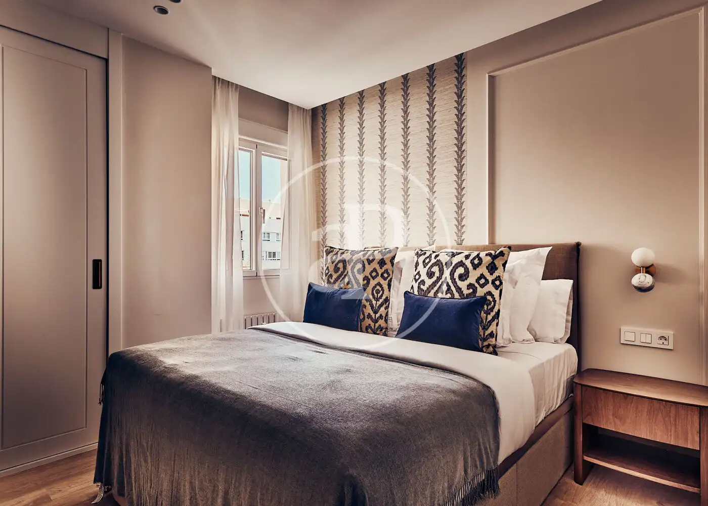 Bedroom of Flat for sale in Madrid  with Air Conditioner, Heating and Terrace