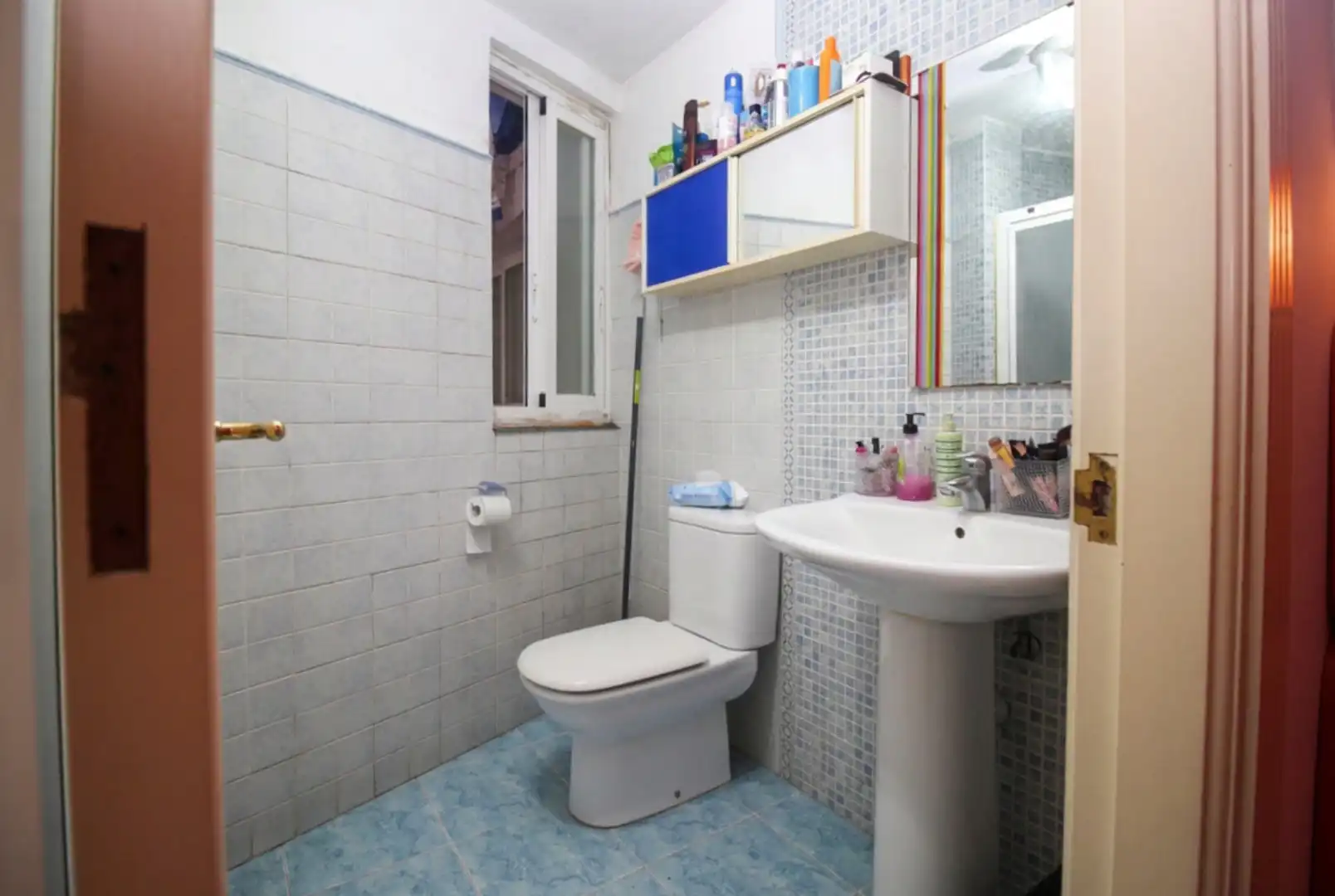 Baño de Piso en venta en Betanzos con Calefacción, Parquet y Amueblado