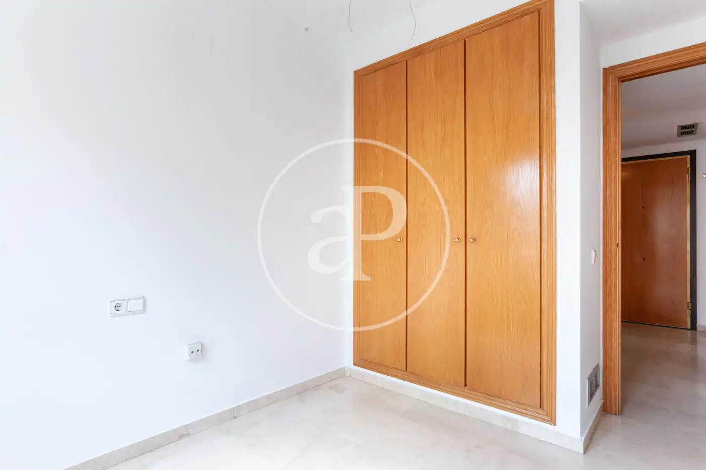 Habitación de Piso en venta en Valencia con Aire acondicionado, Calefacción y Terraza