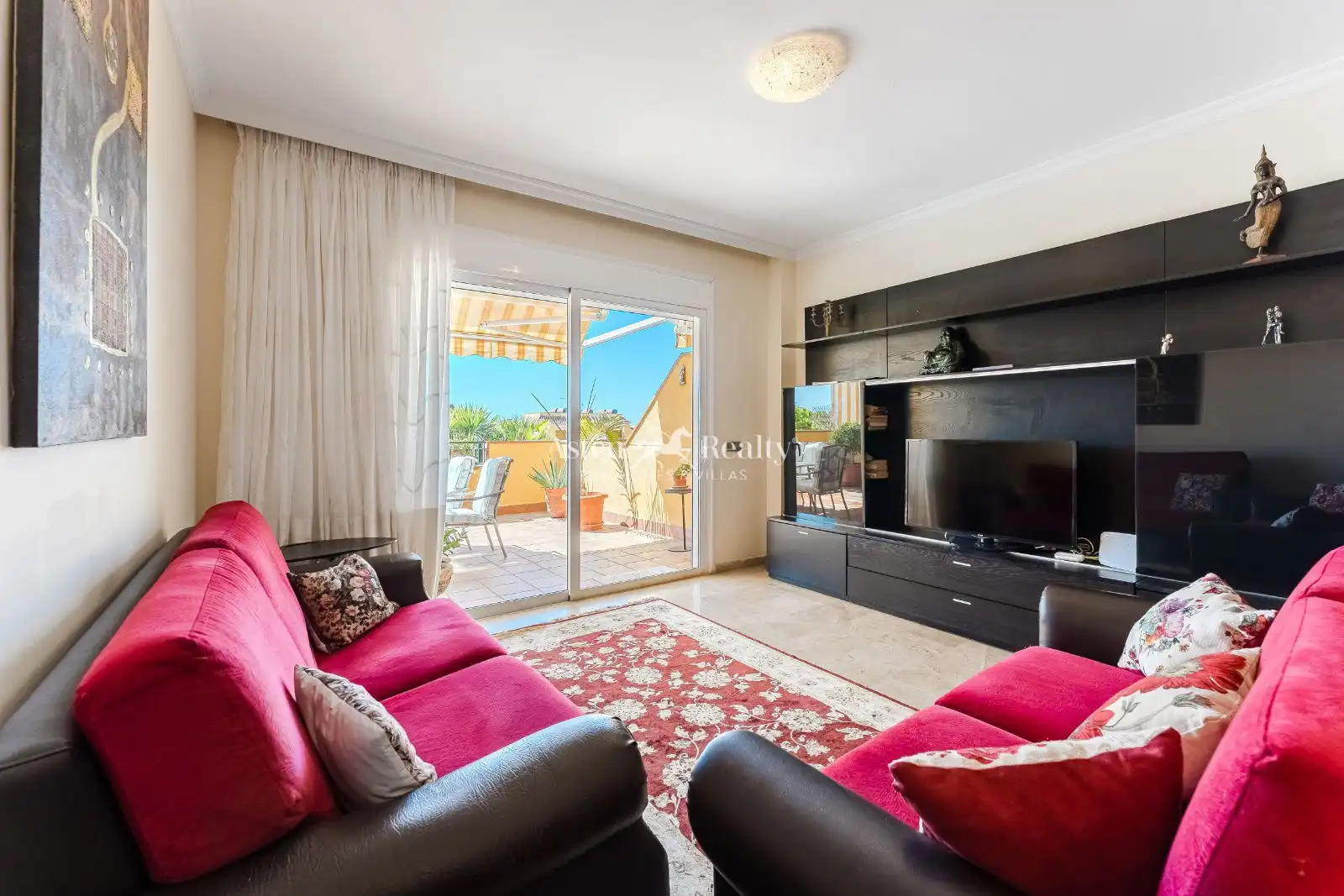 Wohnzimmer von Wohnung zum Verkauf in Santiago del Teide mit Klimaanlage, Privatgarten und Terrasse