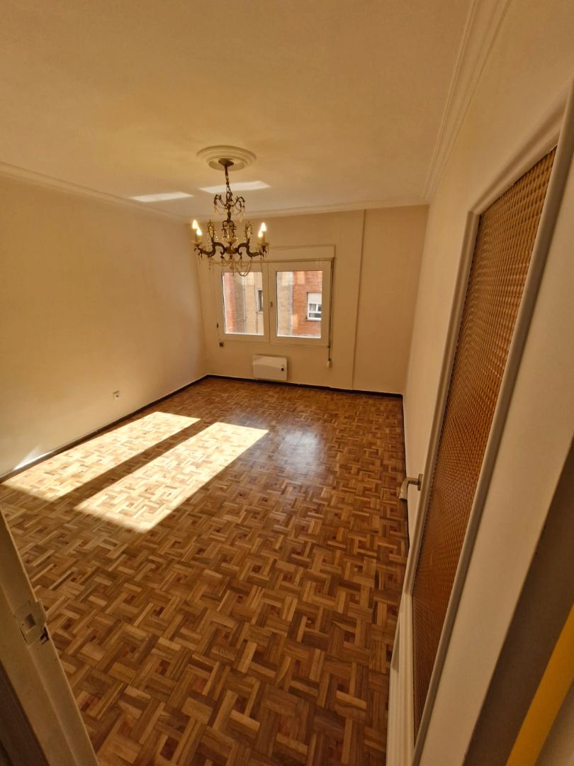 Bedroom of Flat for sale in Gijón   with Heating and Parquet flooring