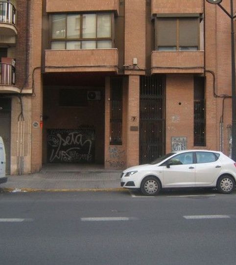 Foto 2 de Garaje de alquiler en Avinguda de la Constitució, 7, Marxalenes, Valencia Capital