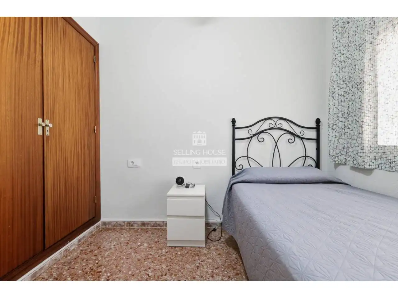 Bedroom of Flat for sale in Xirivella  with Air Conditioner, Storage room and Balcony
