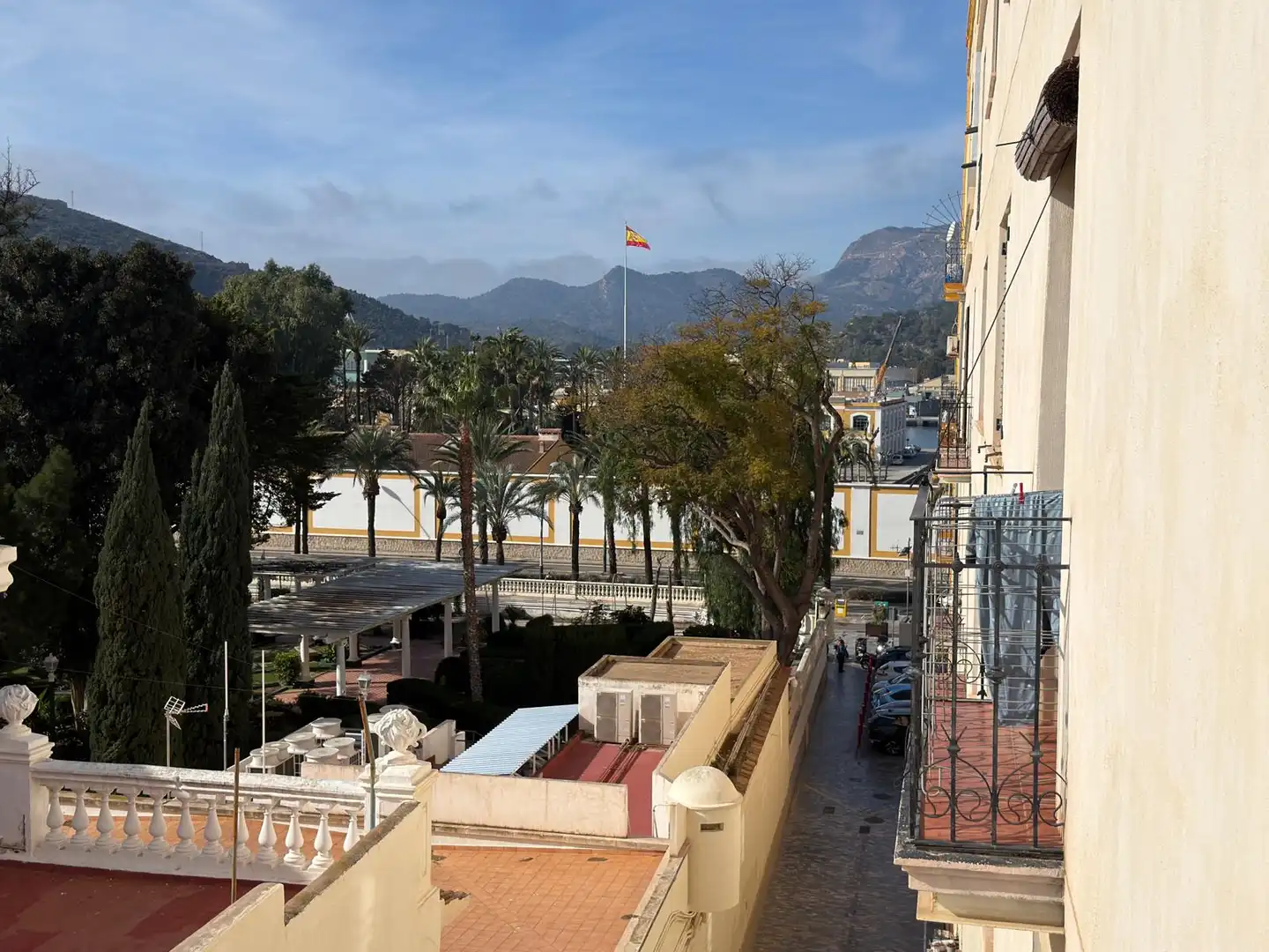 Vista exterior de Piso en venta en Cartagena con Parquet, Horno y Balcón