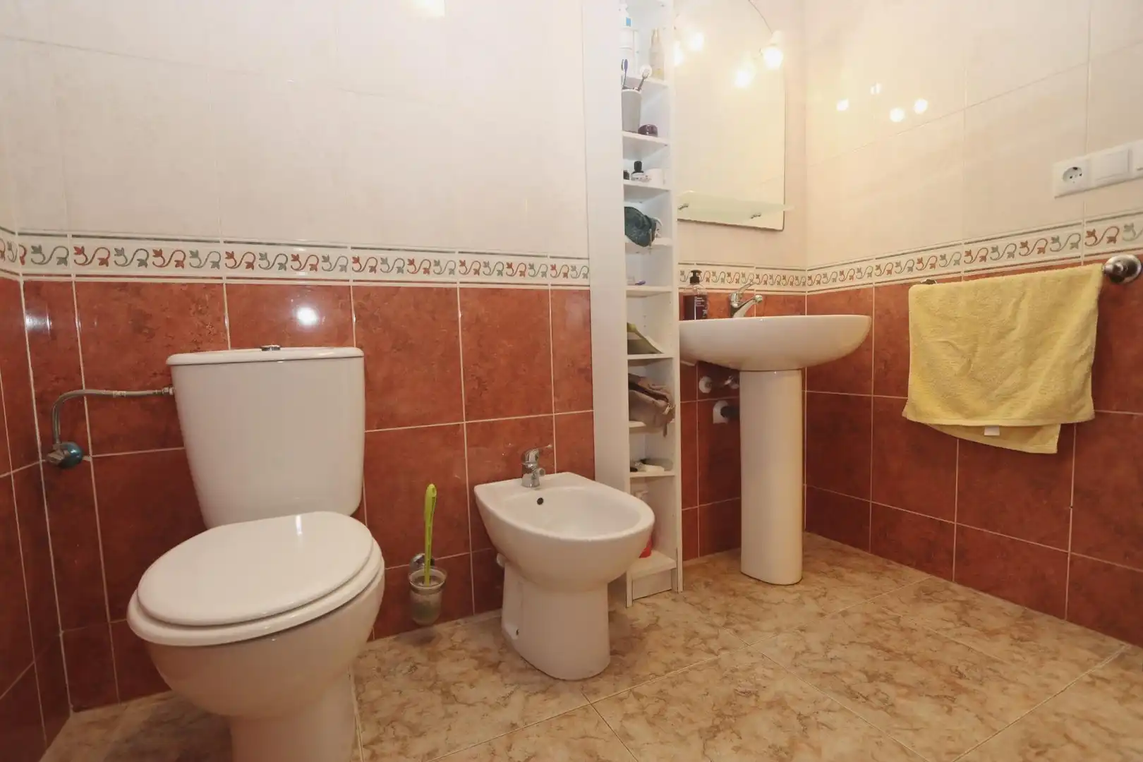 Bathroom of Flat for sale in Orihuela Costa