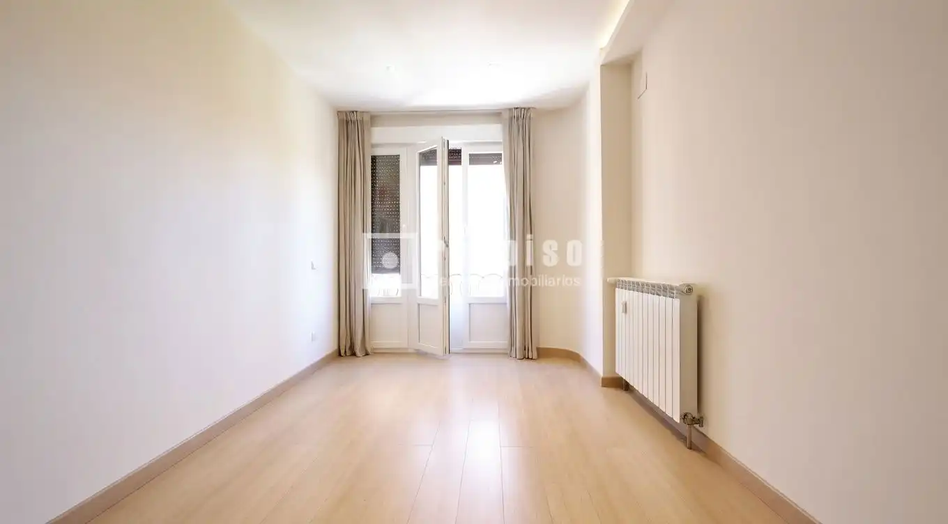 Habitación de Piso de alquiler en Madrid con Aire acondicionado y Calefacción